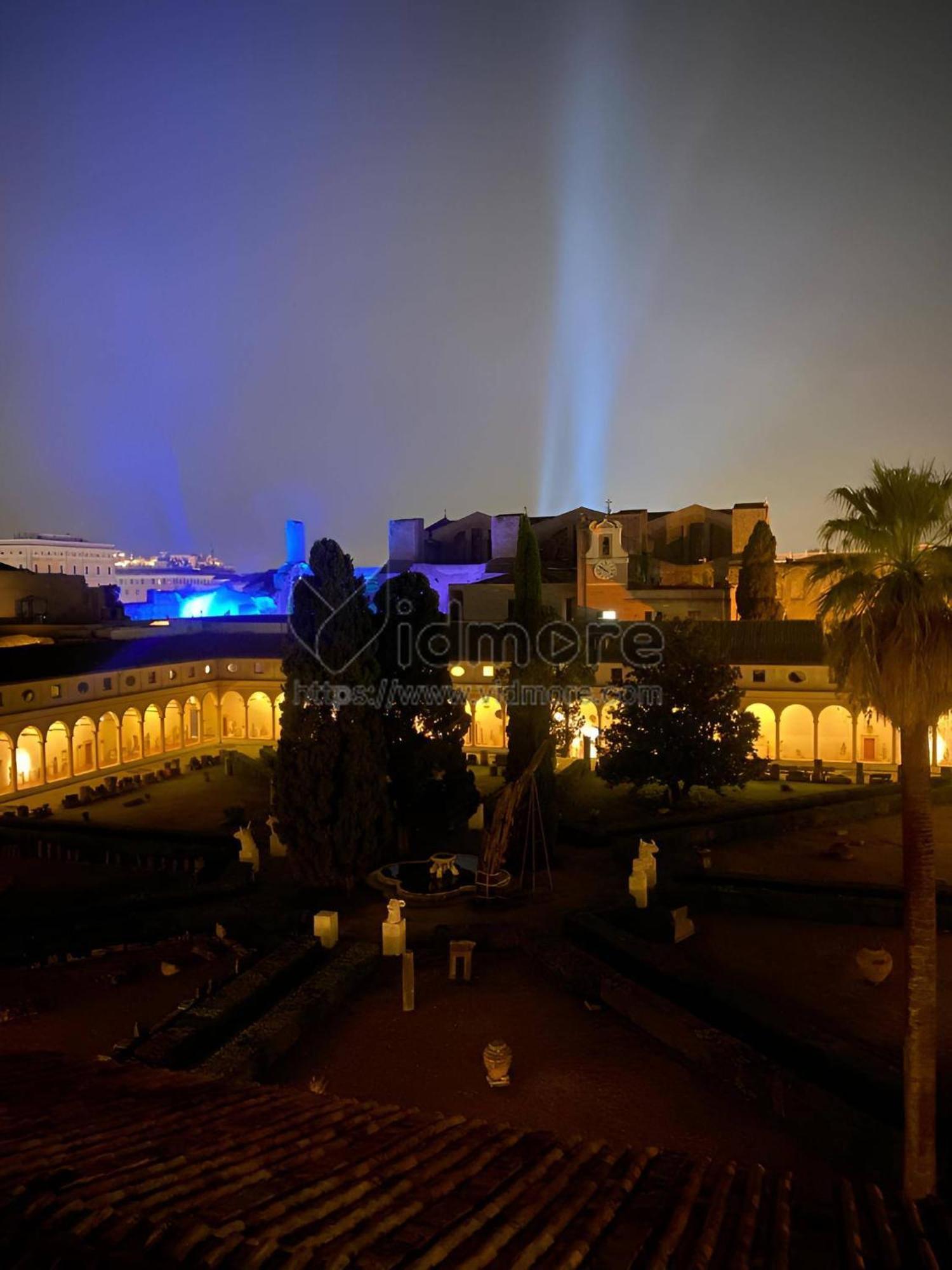 Camera X2 Con Magnifica Vista Sul Chiostro Di Michelangelo E Le Terme Di Diocleziano Roma Exterior foto